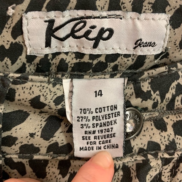 🌼 4 for $20 Klip Cheetah / Leopard Print Jeans - Picture 3 of 5